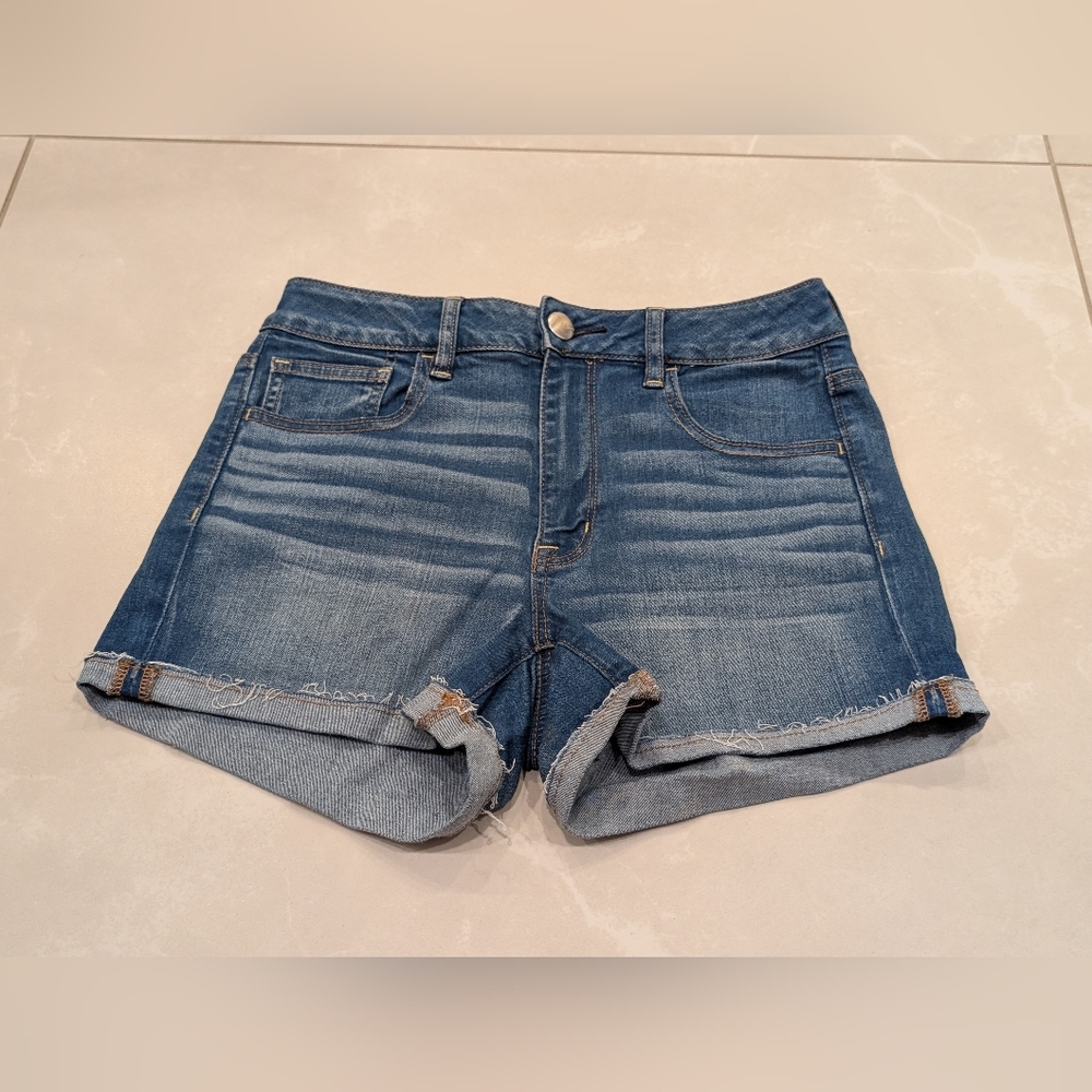 American Eagle Womens Size 8 Blue Jean Hi-Rise Shortie